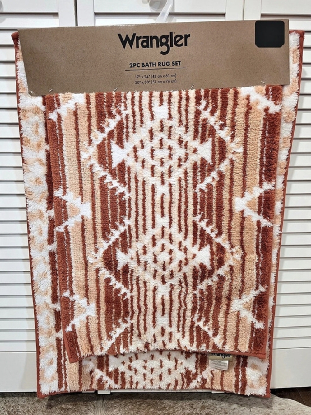 Wrangler 2PC Bath Rug Set Geometric Orange & White Bath Mats NWT